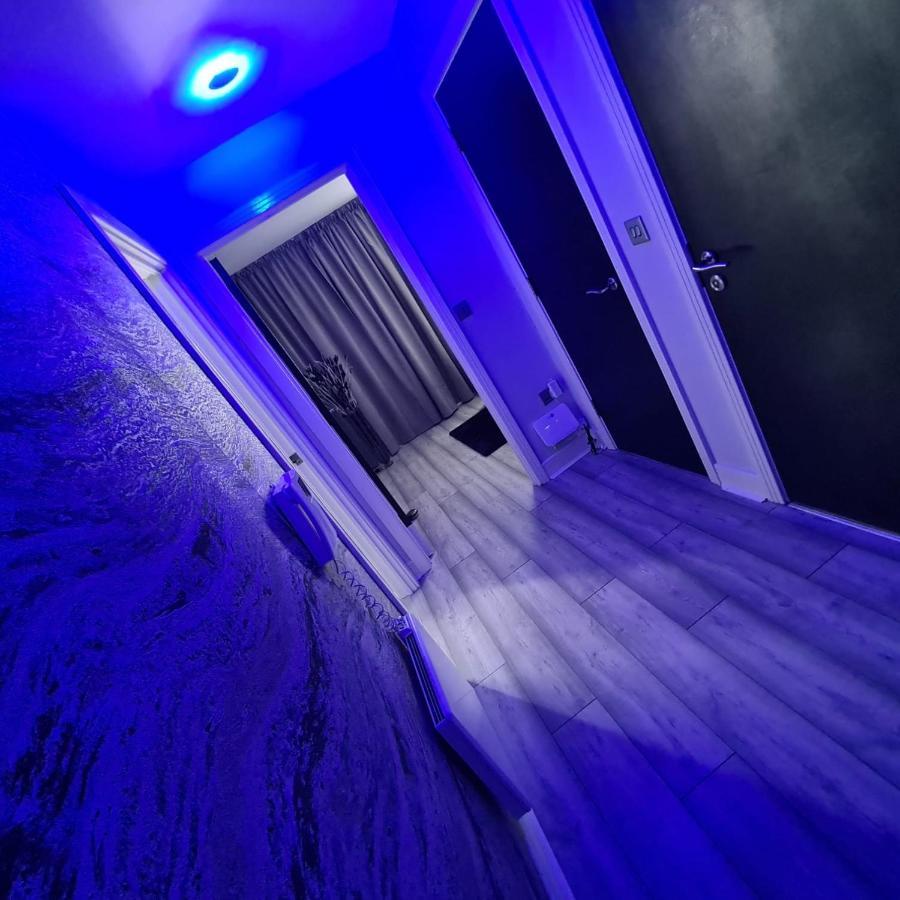 Luxury 9Ine Penthouse With Garden & Jacuzzi Daire Birmingham Dış mekan fotoğraf