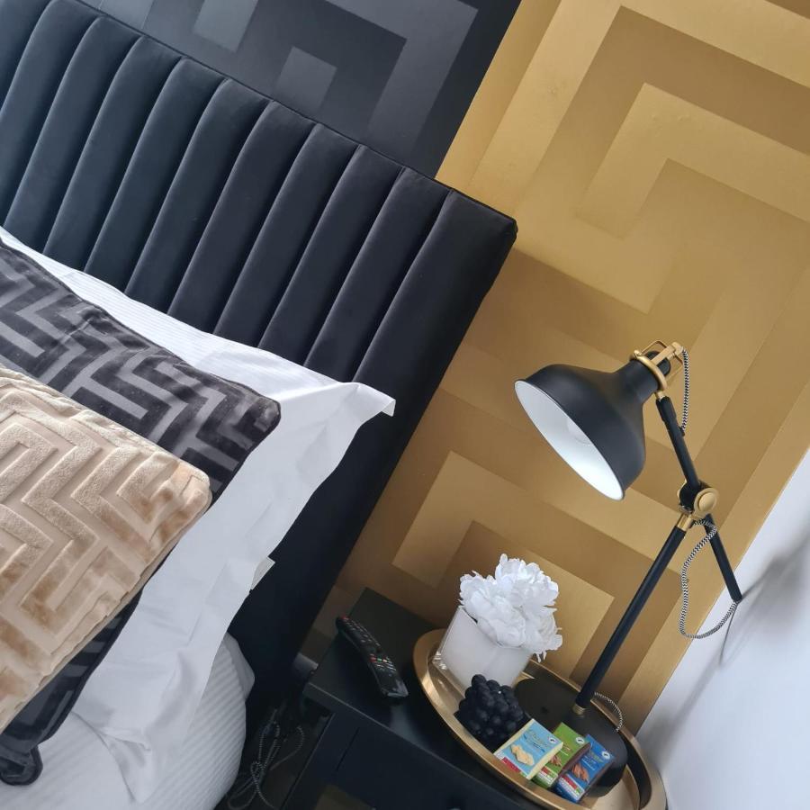 Luxury 9Ine Penthouse With Garden & Jacuzzi Daire Birmingham Dış mekan fotoğraf