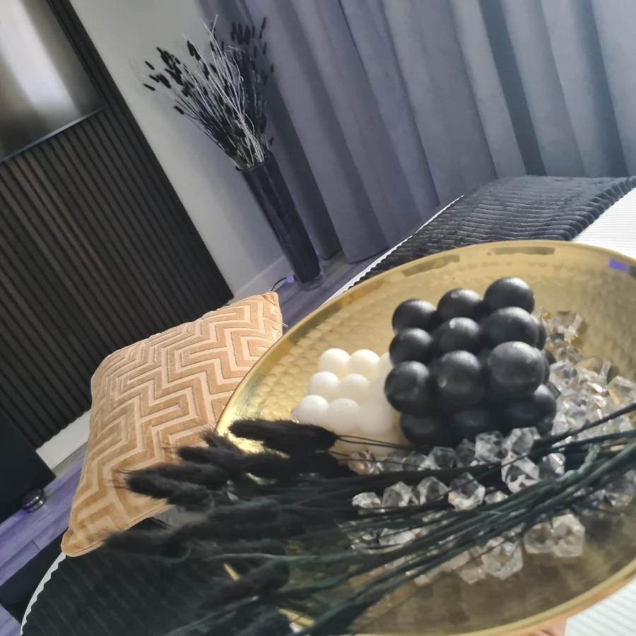 Luxury 9Ine Penthouse With Garden & Jacuzzi Daire Birmingham Dış mekan fotoğraf