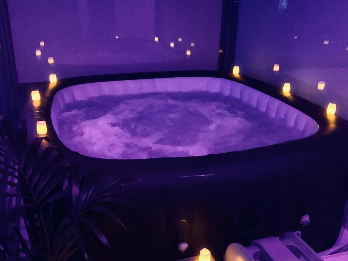 Luxury 9Ine Penthouse With Garden & Jacuzzi Daire Birmingham Dış mekan fotoğraf